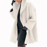 Lauren – Elegant wool coat with wide collar