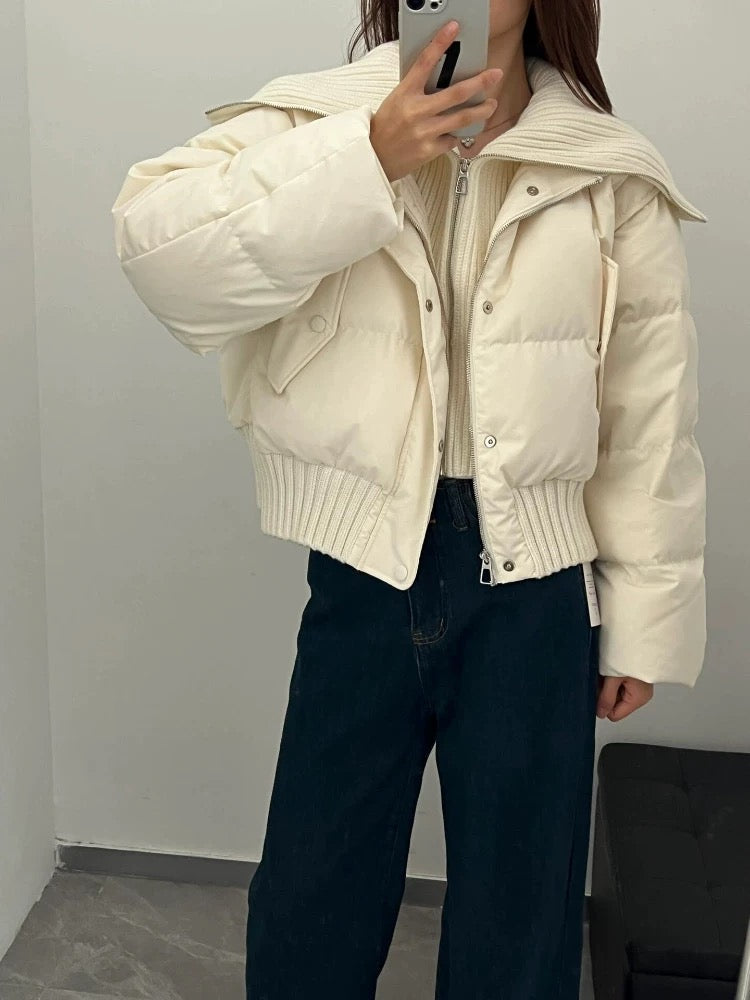 Sofia – Women's puffer jacket with zip fastening, high collar and oversized fit