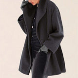 Lauren – Elegant wool coat with wide collar